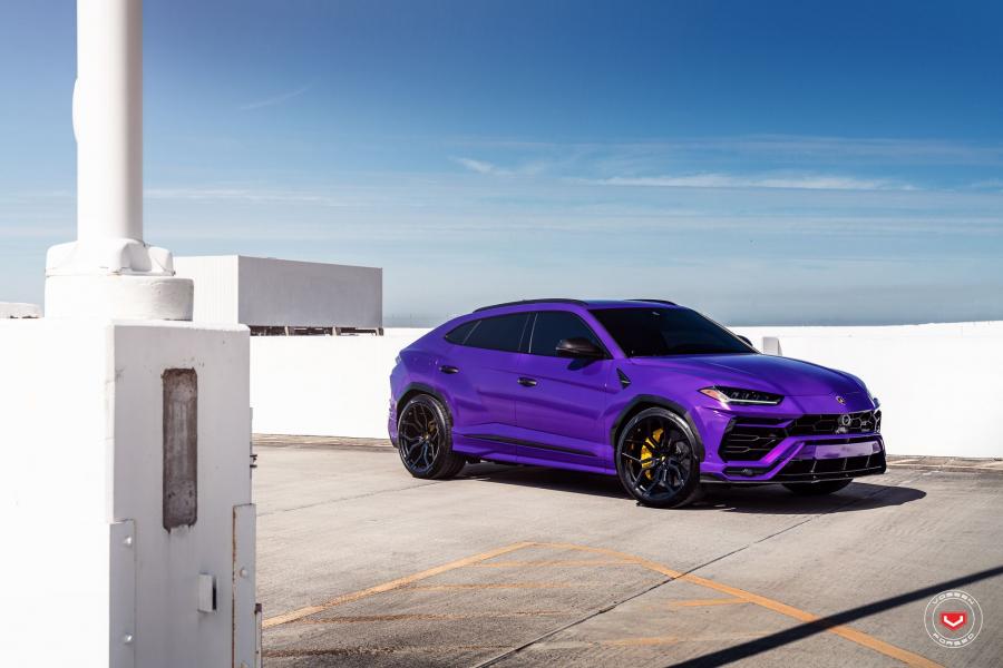 Lamborghini Urus on Vossen Wheels (HC-3) 2019 года  (фото 1 из 12)